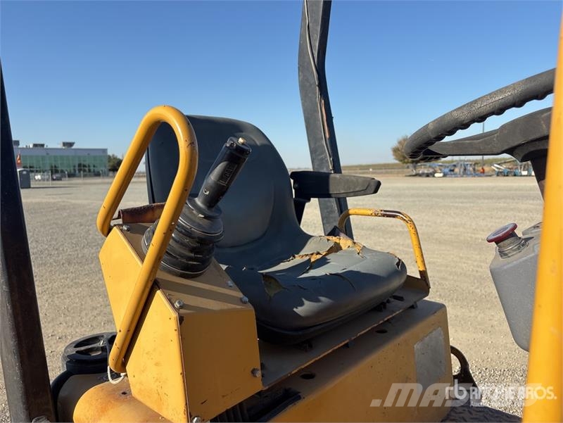 CAT CB-224E Double Drum Roller مداحل ثنائية الاسطوانة