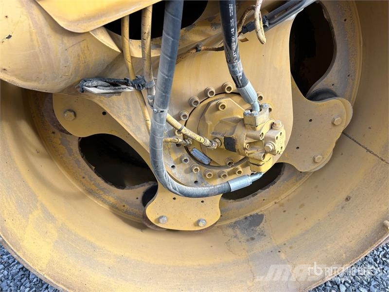 CAT CB-54 XW Double Drum Roller Rodillos de doble tambor