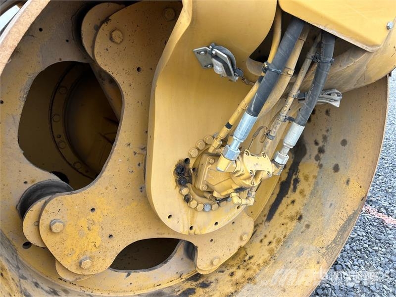 CAT CB-54 XW Double Drum Roller Rodillos de doble tambor