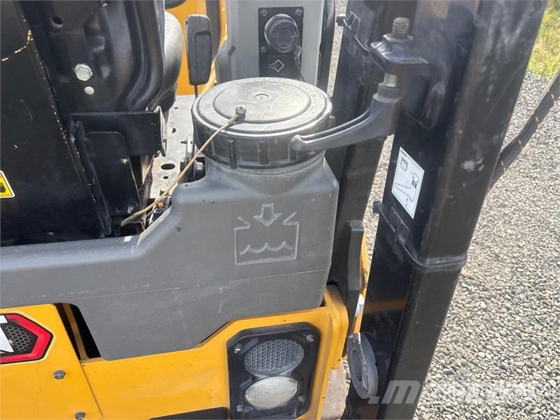 CAT CB2.7 Double Drum Roller Dvojni valjarji