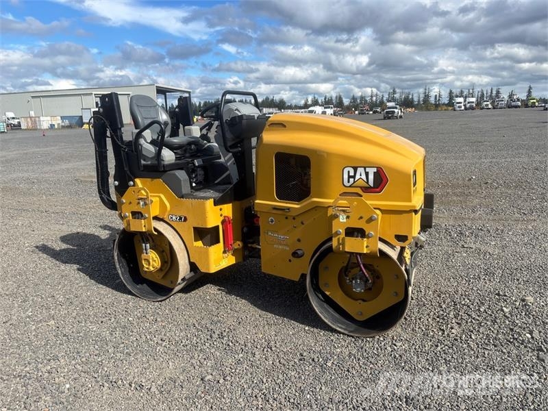 CAT CB2.7 Double Drum Roller Dvojni valjarji
