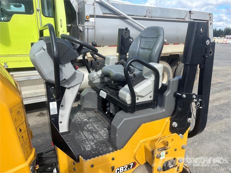 CAT CB2.7 Double Drum Roller Dvojni valjarji