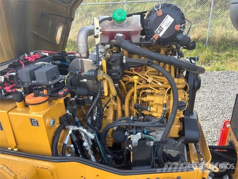 CAT CB2.7 Double Drum Roller Dvojni valjarji
