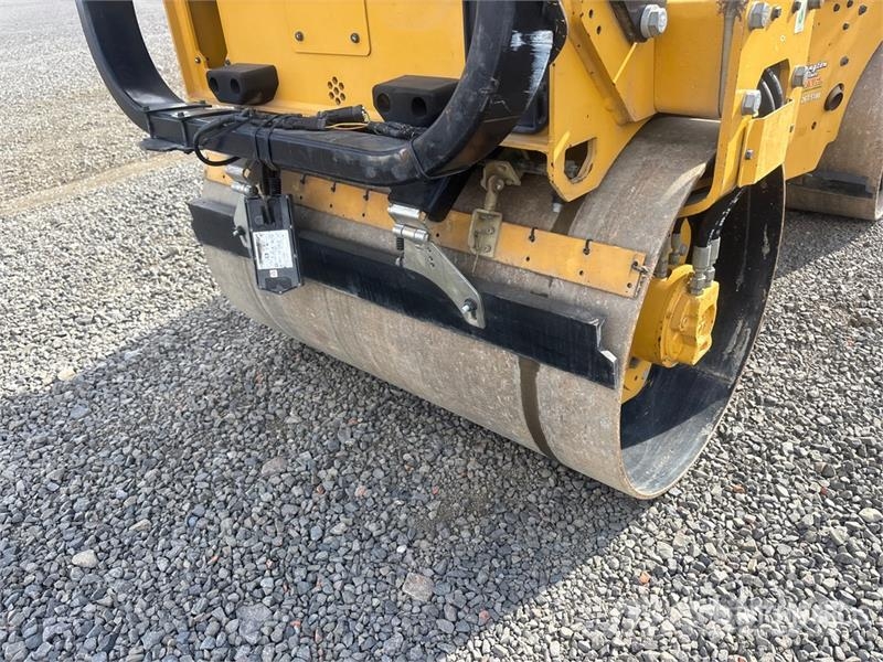 CAT CB2.7 Double Drum Roller Dvojni valjarji