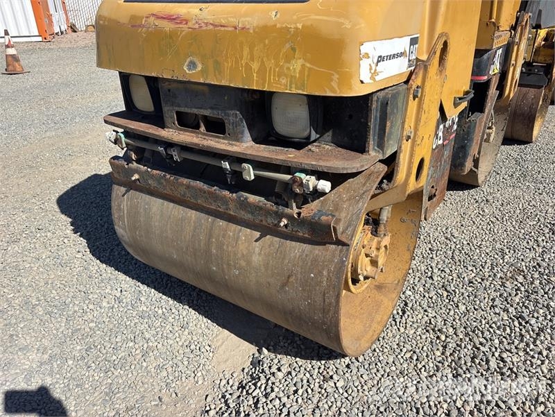 CAT CB214E Double Drum Roller Dvojni valjarji