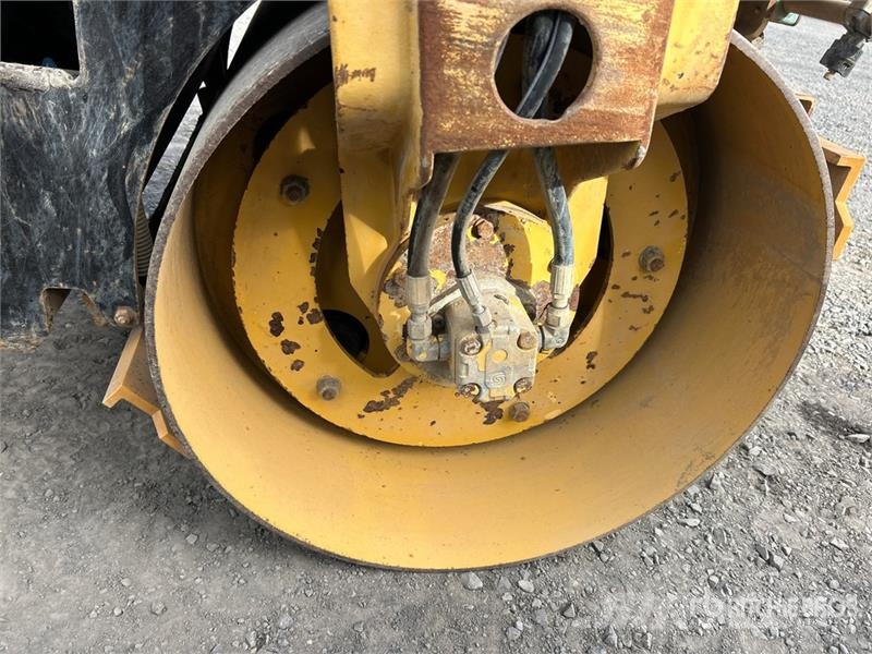 CAT CB224D Double Drum Roller 雙輪滾壓機
