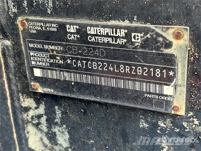 CAT CB224D Double Drum Roller 雙輪滾壓機