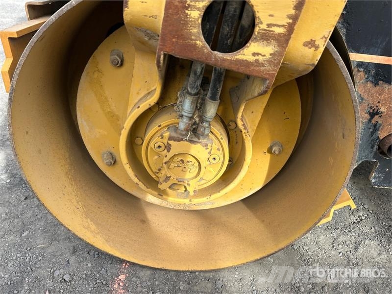 CAT CB224D Double Drum Roller 雙輪滾壓機