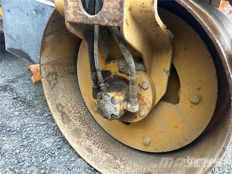 CAT CB224E Double Drum Roller Dvojni valjarji