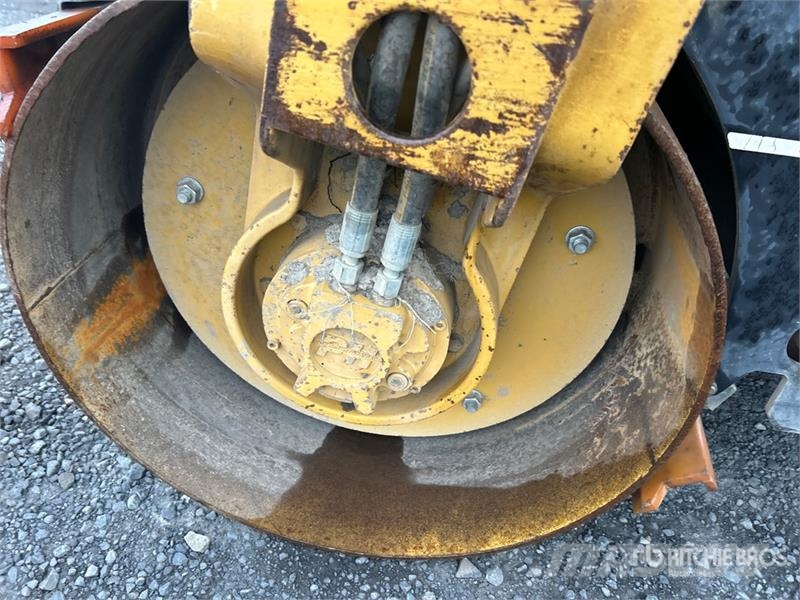 CAT CB224E Double Drum Roller Dvojni valjarji