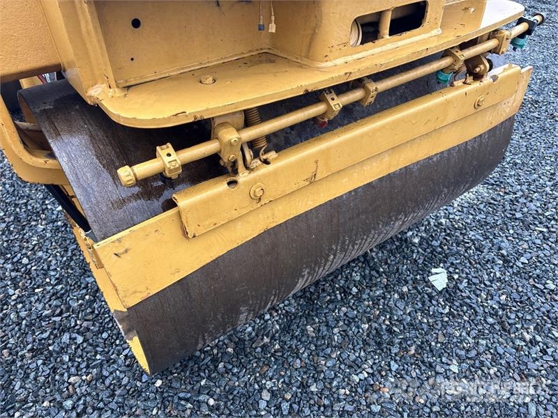 CAT CB224E Double Drum Roller Tandemrullid