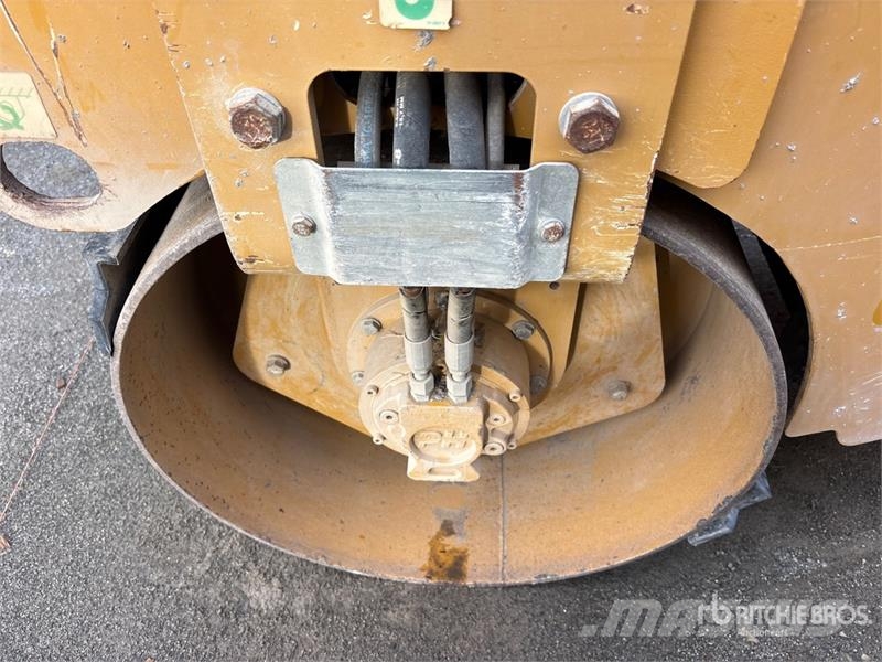 CAT CB22B Double Drum Roller Twin drum rollers
