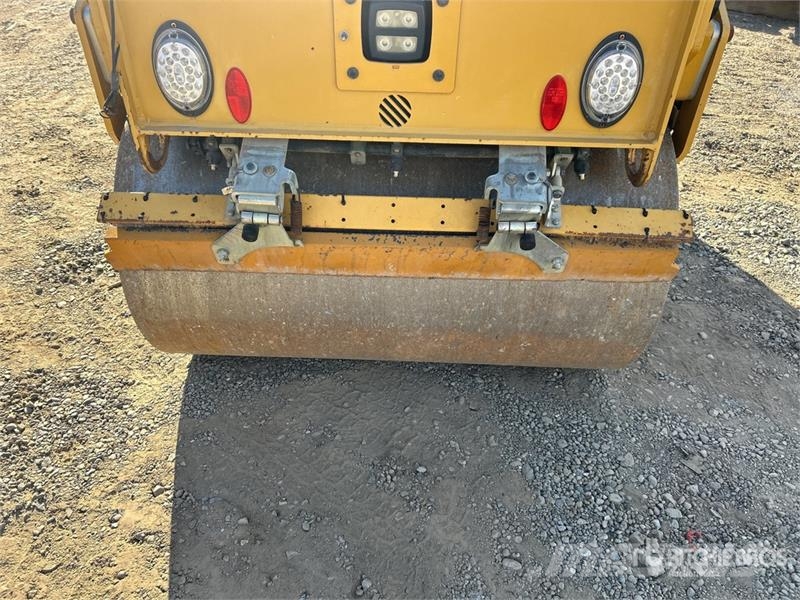CAT CB24B Double Drum Roller 트윈 드럼 롤러