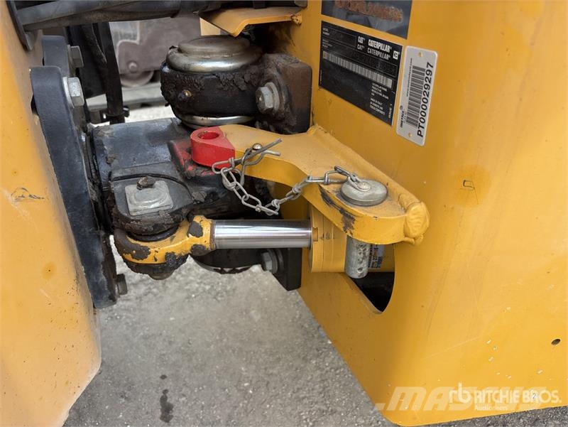 CAT CB24B Double Drum Roller مداحل ثنائية الاسطوانة