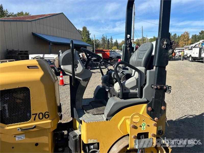 CAT CB24B Double Drum Roller 트윈 드럼 롤러