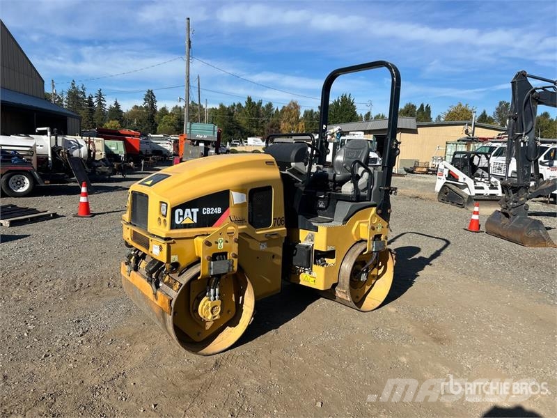CAT CB24B Double Drum Roller 트윈 드럼 롤러