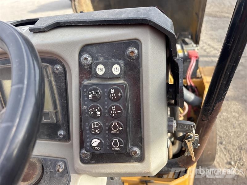 CAT CB24B Double Drum Roller مداحل ثنائية الاسطوانة