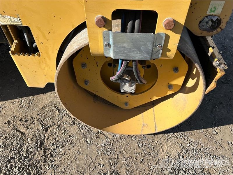 CAT CB24B Double Drum Roller 트윈 드럼 롤러