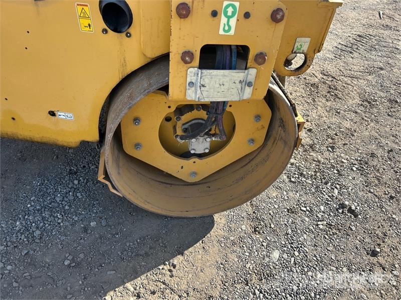 CAT CB24B Double Drum Roller 트윈 드럼 롤러