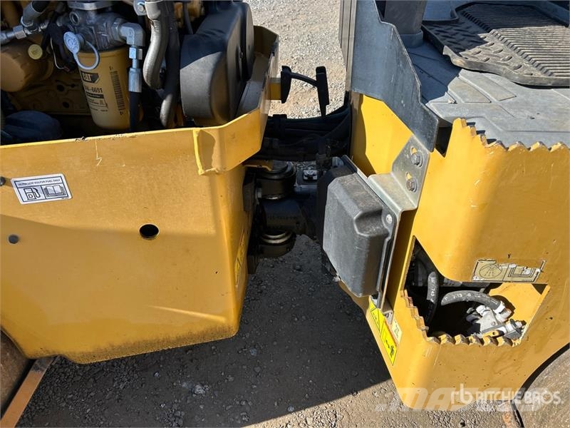 CAT CB24B Double Drum Roller 트윈 드럼 롤러