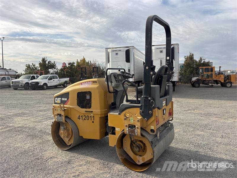 CAT CB24B Double Drum Roller مداحل ثنائية الاسطوانة