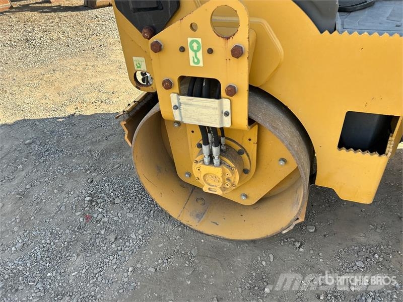 CAT CB24B Double Drum Roller 트윈 드럼 롤러