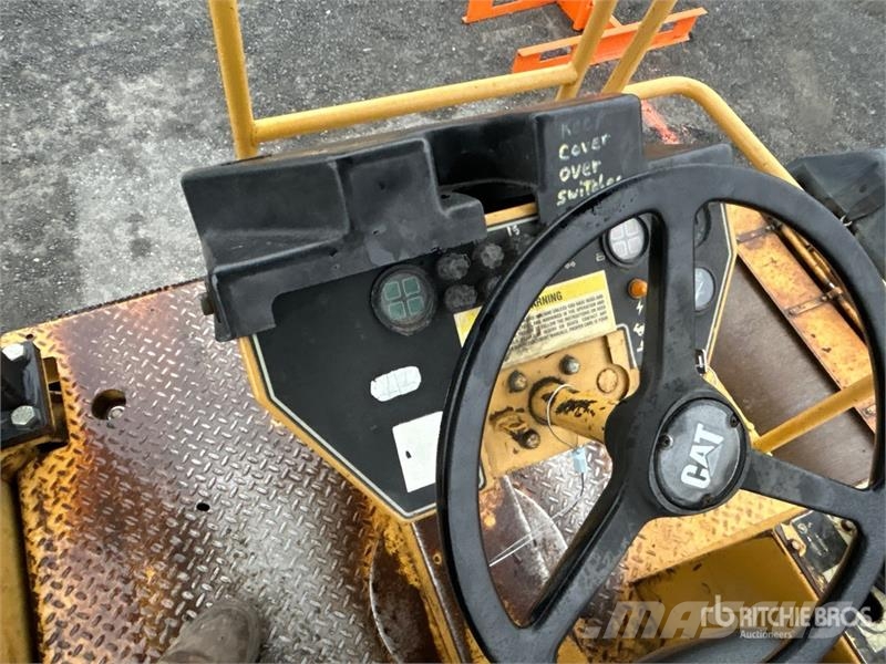 CAT CB434C Double Drum Roller Dvojni valjarji