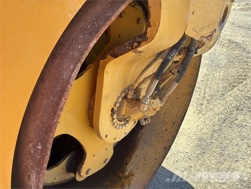 CAT CB54 Double Drum Roller Twin drum rollers