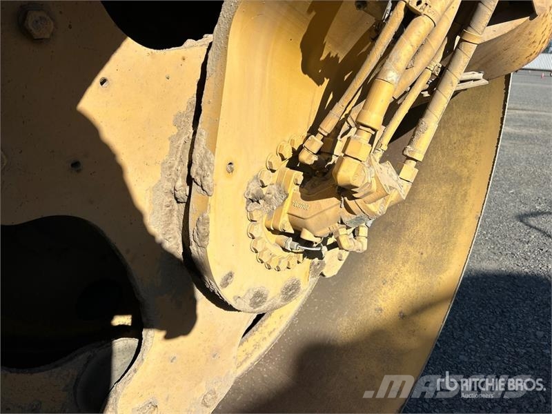 CAT CB54 Double Drum Roller Rulli a doppio tamburo