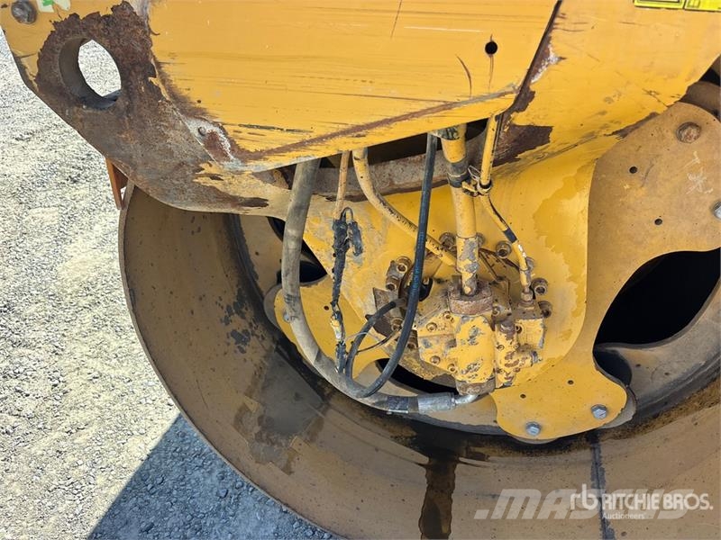CAT CB54 Double Drum Roller Ikerdobos hengerek
