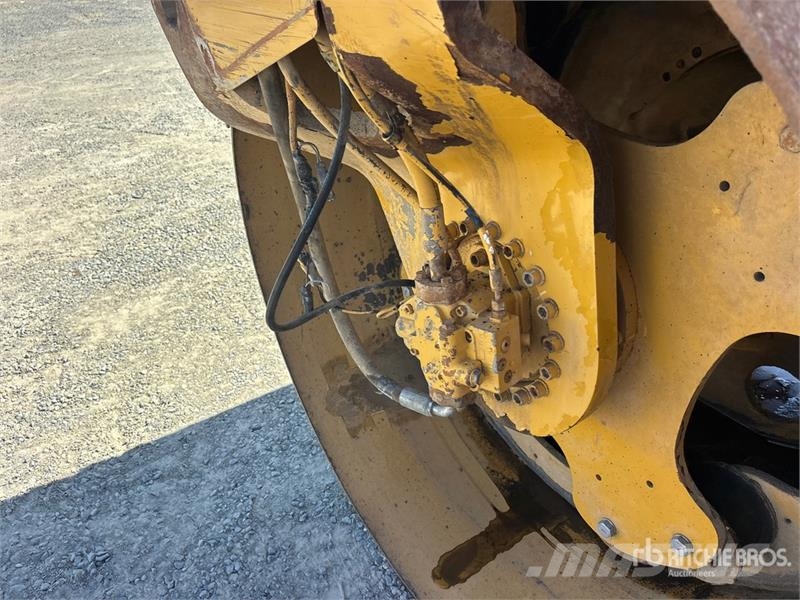 CAT CB54 Double Drum Roller Ikerdobos hengerek