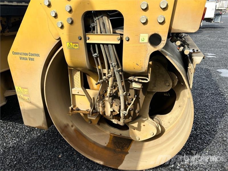 CAT CB64B Double Drum Roller Ikerdobos hengerek