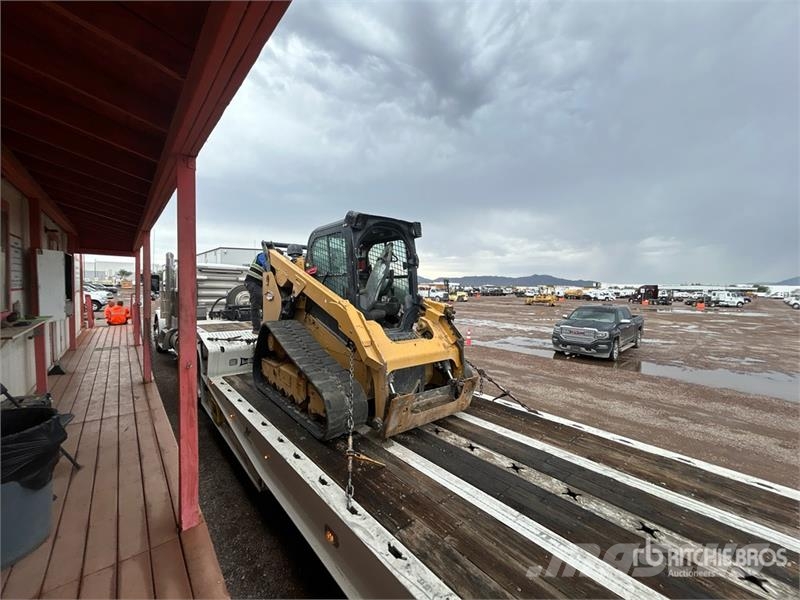 CAT Compact Track Loader Skid steer mini nakladalci