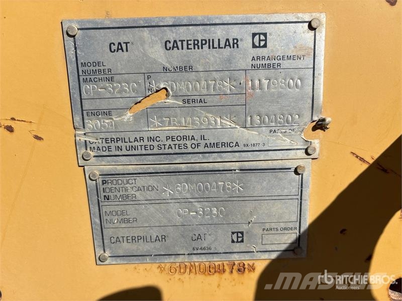 CAT CP-323C Padfoot Drum Compactor Single drum rollers
