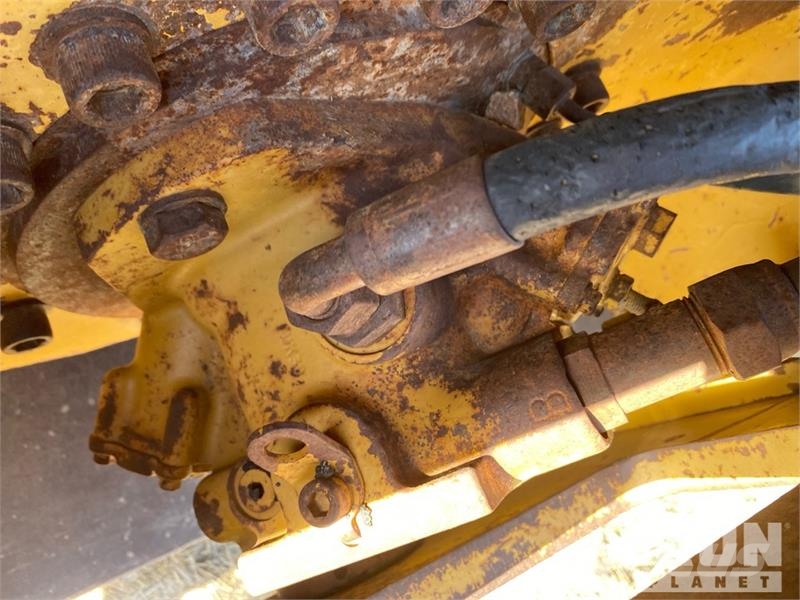 CAT CP-323C Padfoot Drum Compactor Egydobos hengerek