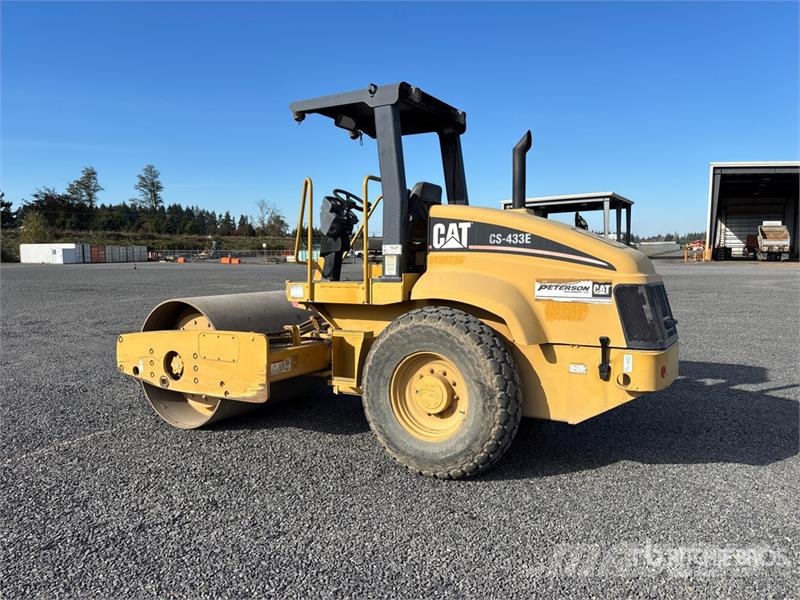 CAT CS-433E Smooth Drum Compactor Vienvalča grunts veltņi
