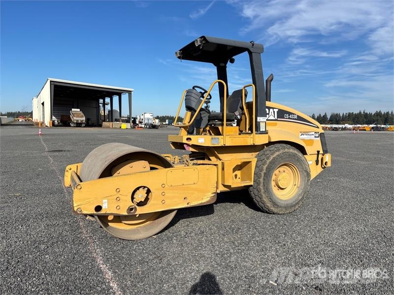 CAT CS-433E Smooth Drum Compactor Vienvalča grunts veltņi