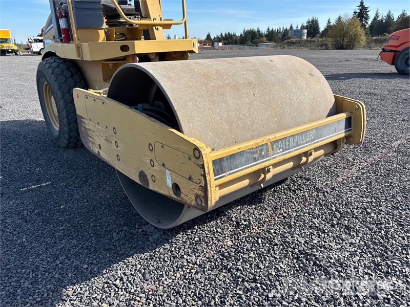CAT CS-433E Smooth Drum Compactor Vienvalča grunts veltņi