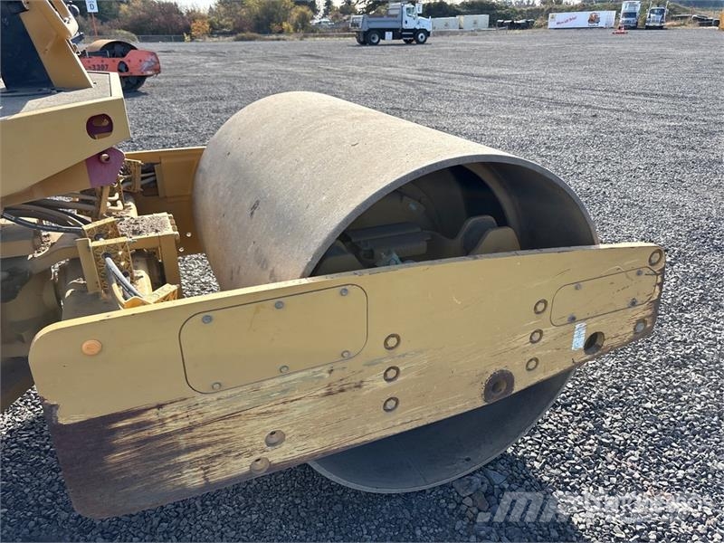 CAT CS-433E Smooth Drum Compactor Vienvalča grunts veltņi