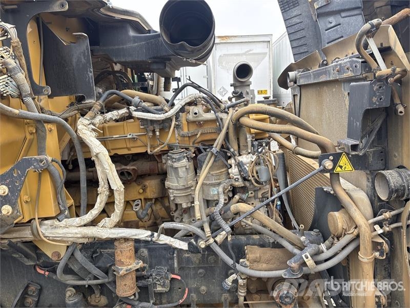CAT CT660S Tovornjaki za vodo