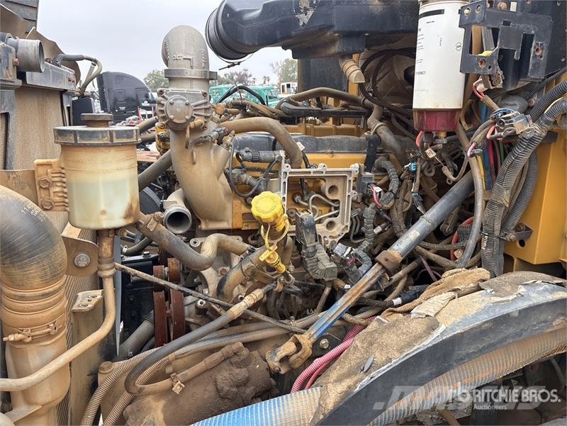 CAT CT660S Tovornjaki za vodo