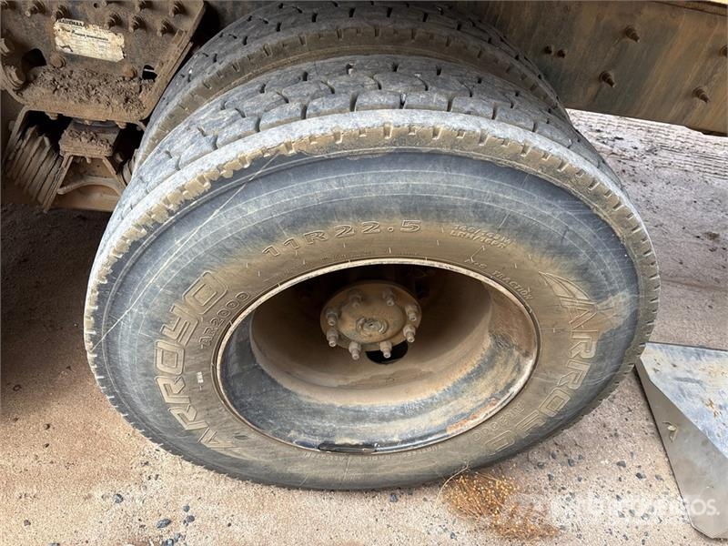 CAT CT660S Tovornjaki za vodo
