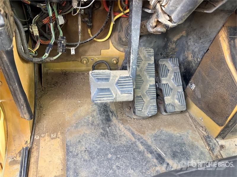 CAT CT660S Tovornjaki za vodo