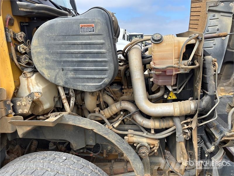 CAT CT660S Tovornjaki za vodo