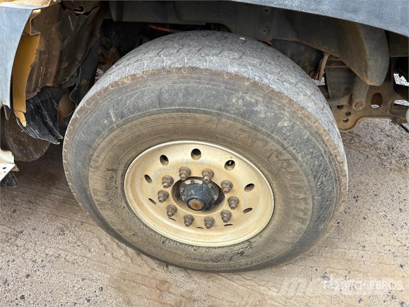 CAT CT660S Tovornjaki za vodo