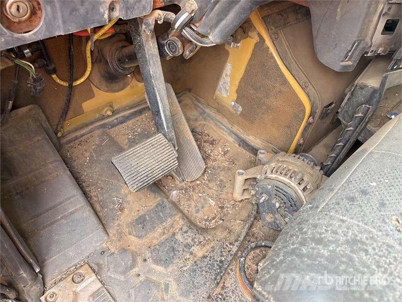 CAT CT660S Tovornjaki za vodo