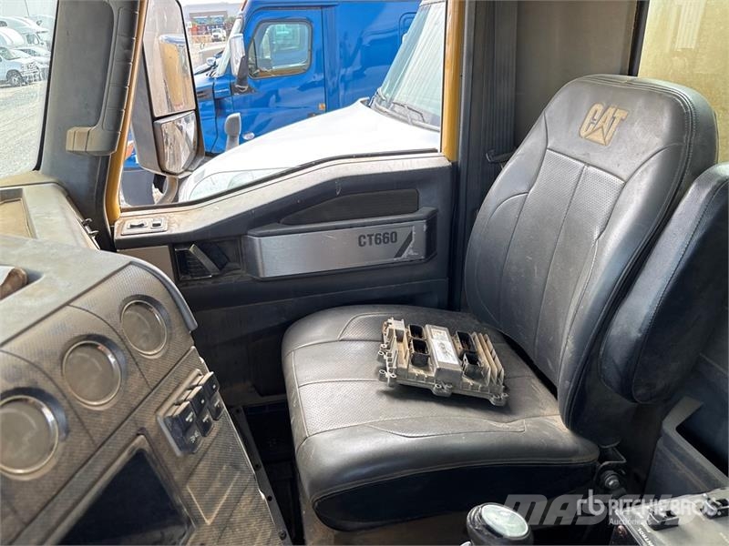 CAT CT660S Tovornjaki za vodo