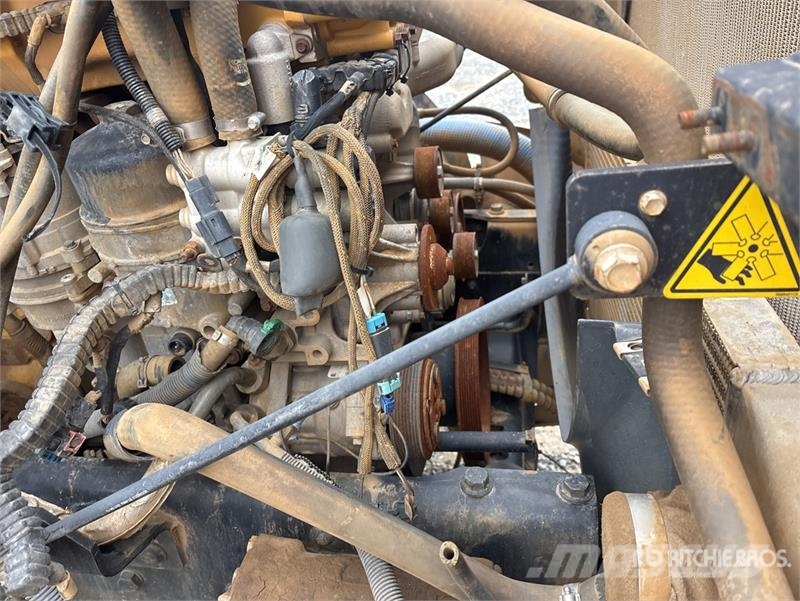CAT CT660S Tovornjaki za vodo