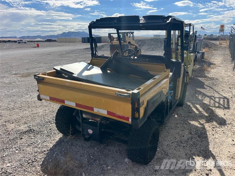 CAT CUV82 4x4 Utility Vehicle (Inoperable) ماكينات منفعة عامة