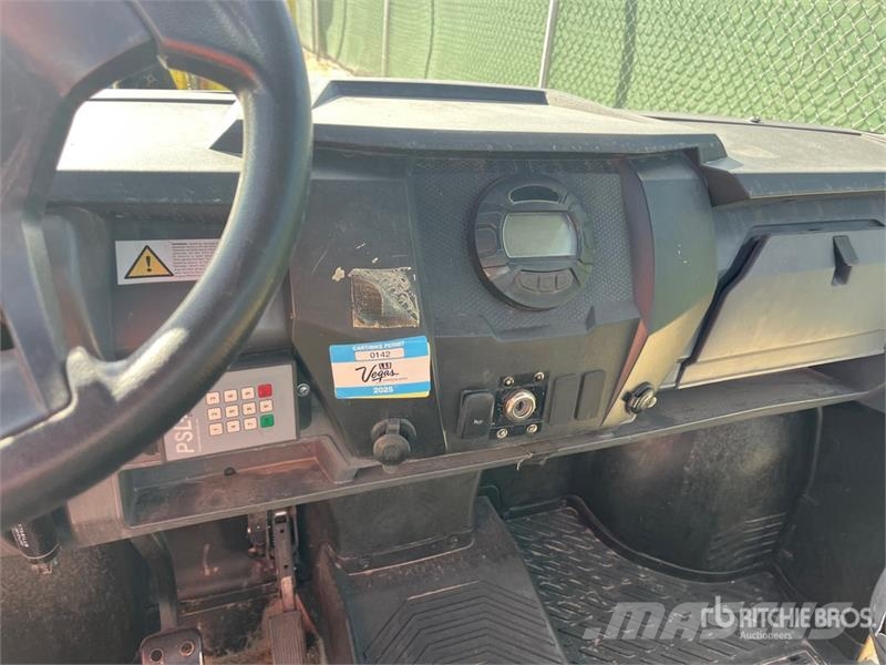 CAT CUV82 4x4 Utility Vehicle (Inoperable) ماكينات منفعة عامة